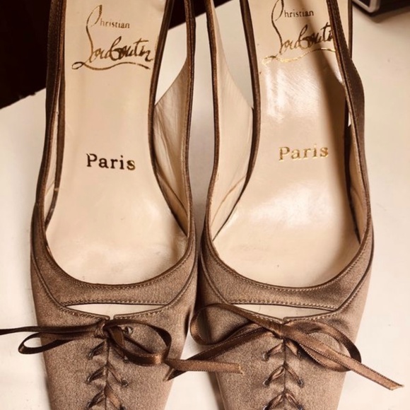 Christian Louboutin "Paris" heels - Picture 1 of 8